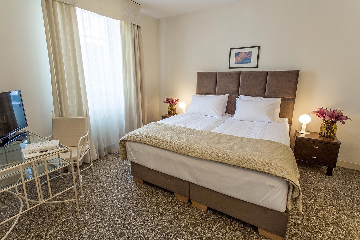 Mamaison Residence Izabella Будапеща Екстериор снимка