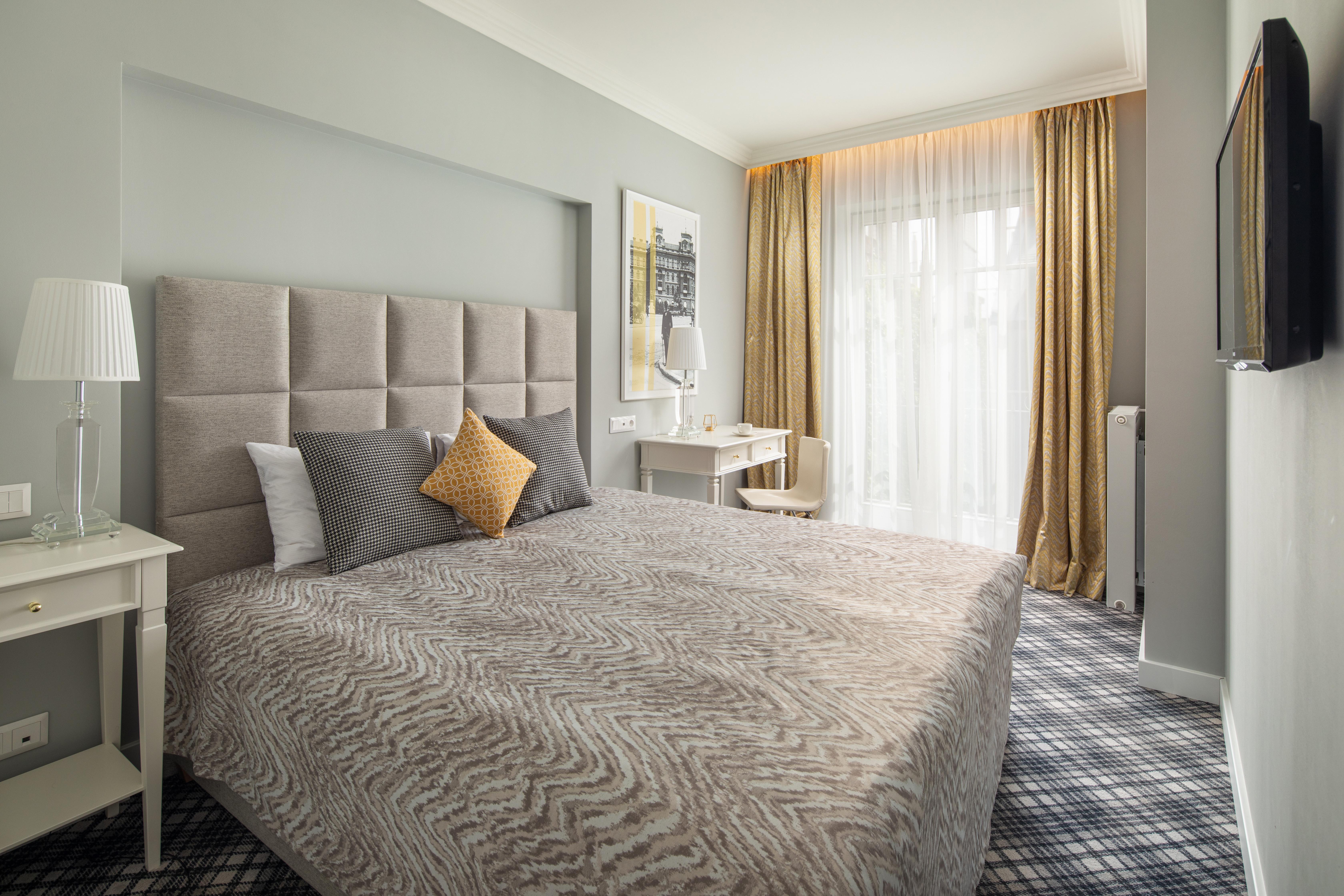 Mamaison Residence Izabella Будапеща Екстериор снимка