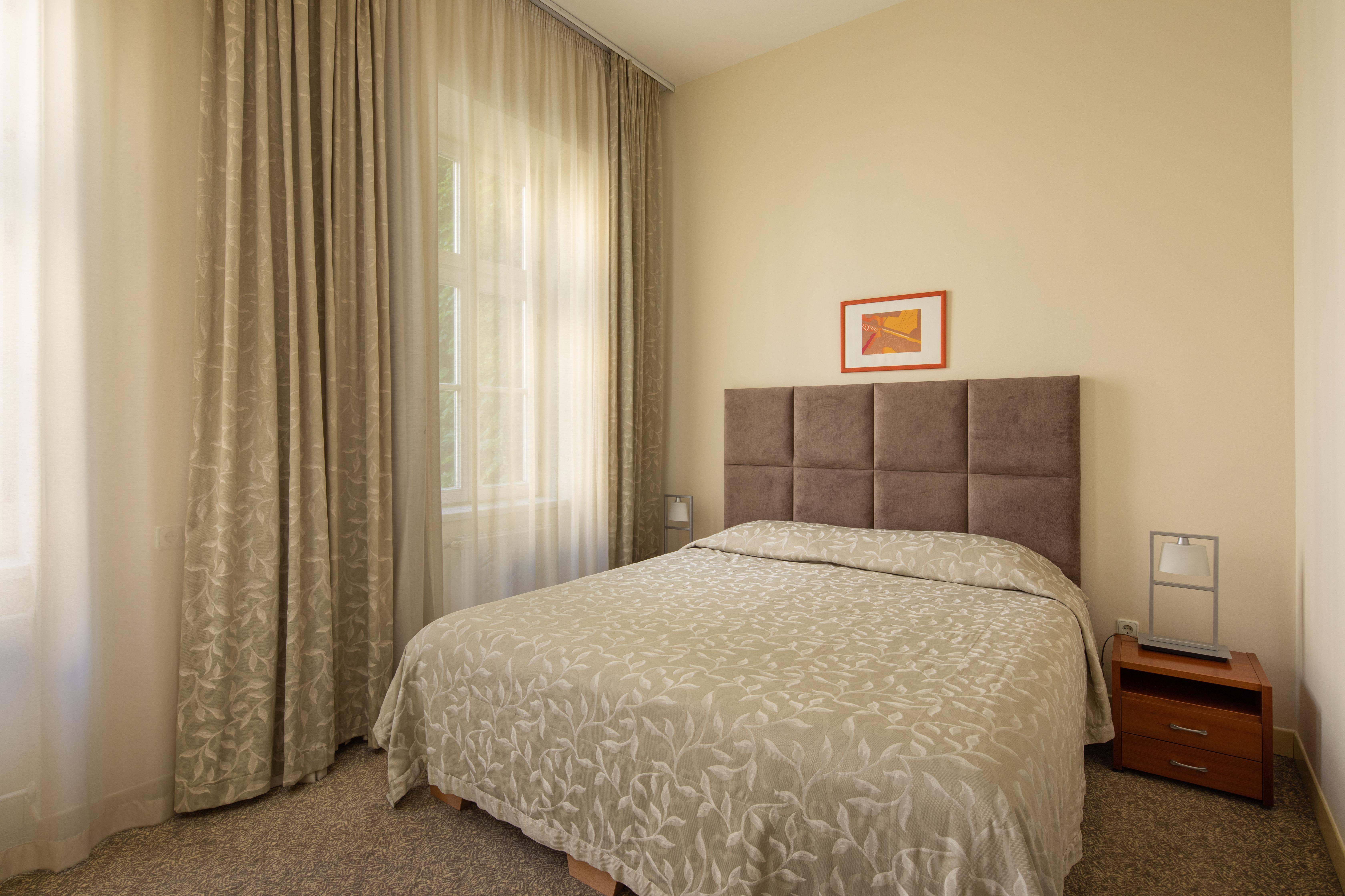 Mamaison Residence Izabella Будапеща Екстериор снимка
