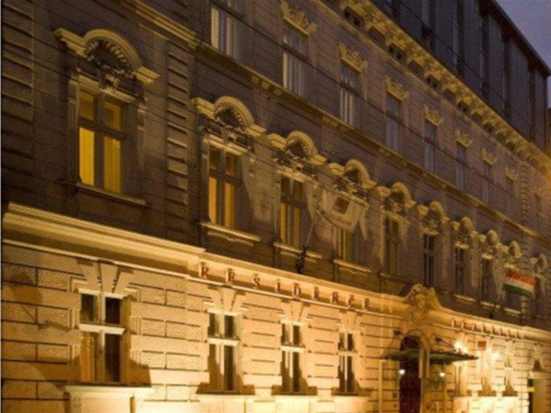 Mamaison Residence Izabella Будапеща Екстериор снимка